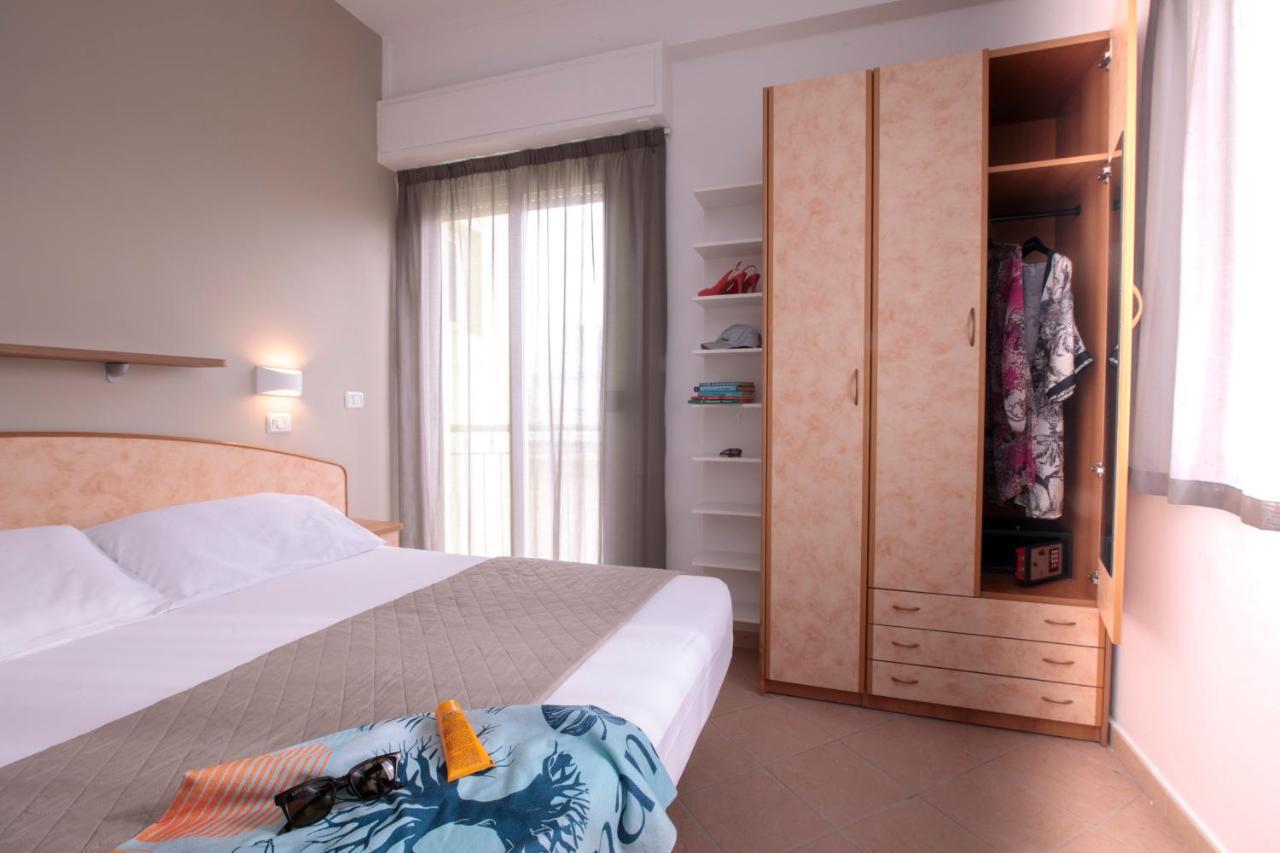 Hotel Holland Rimini Eksteriør billede
