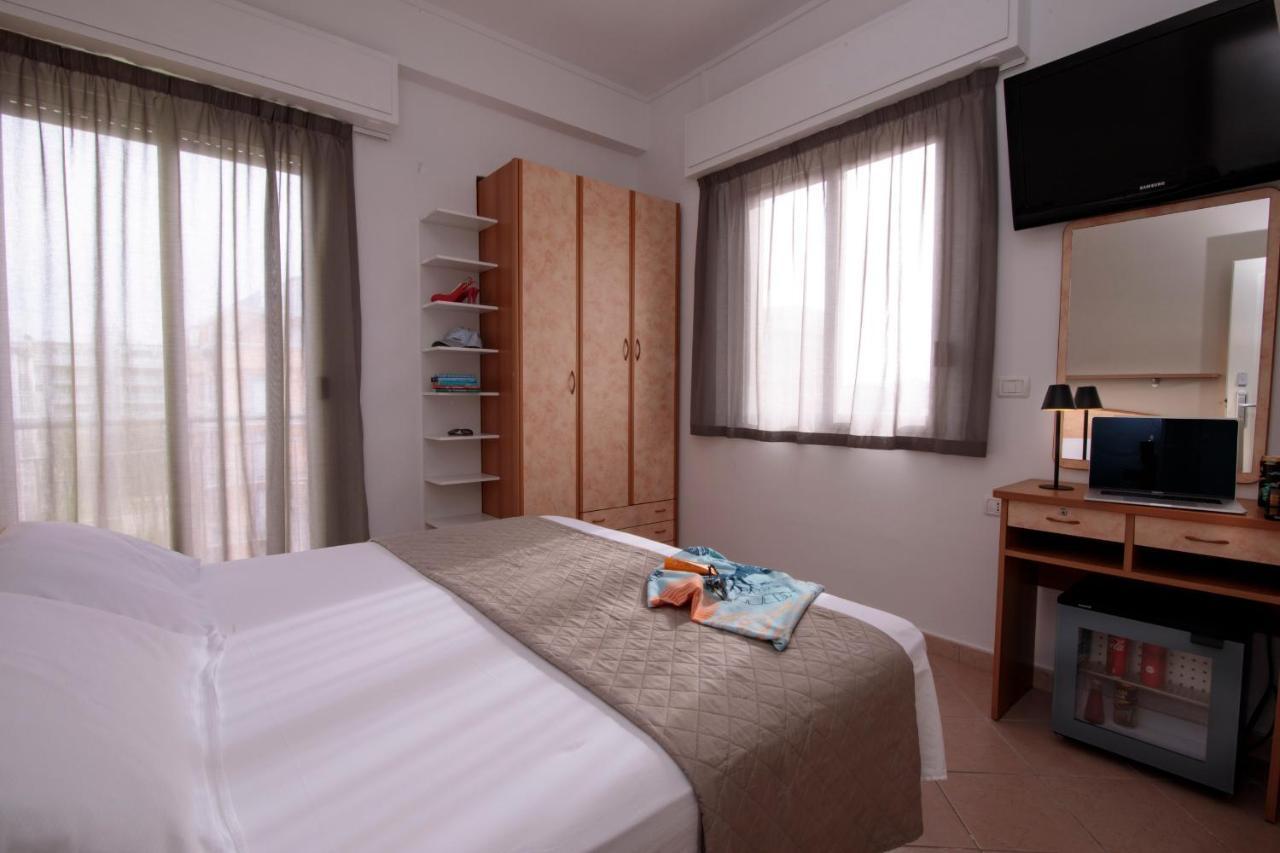 Hotel Holland Rimini Eksteriør billede