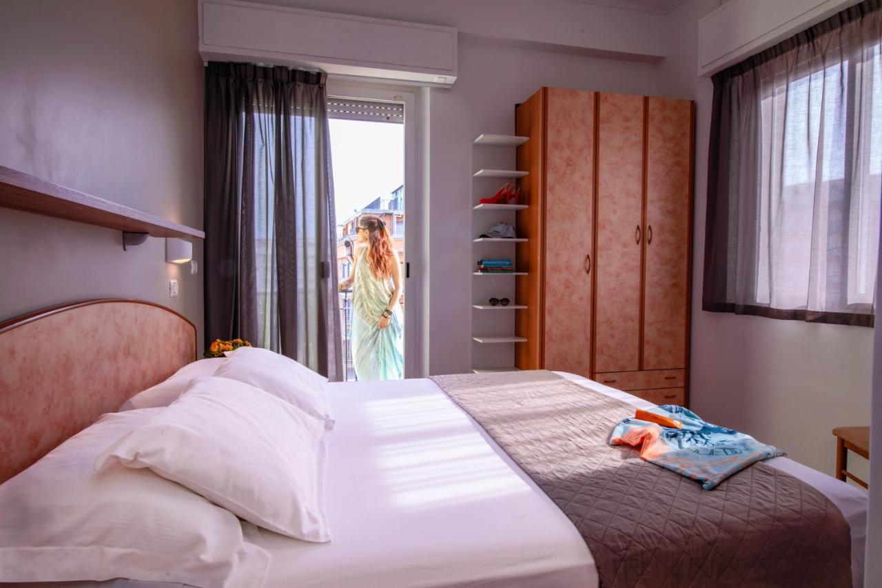 Hotel Holland Rimini Eksteriør billede