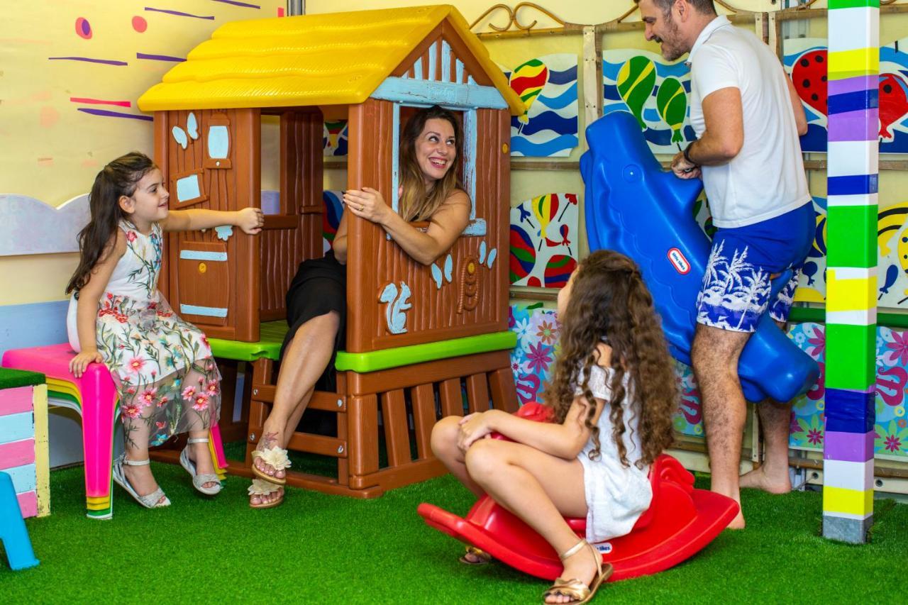 Hotel Holland Rimini Eksteriør billede
