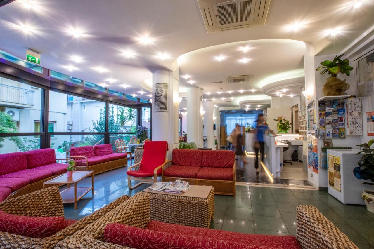 Hotel Holland Rimini Eksteriør billede