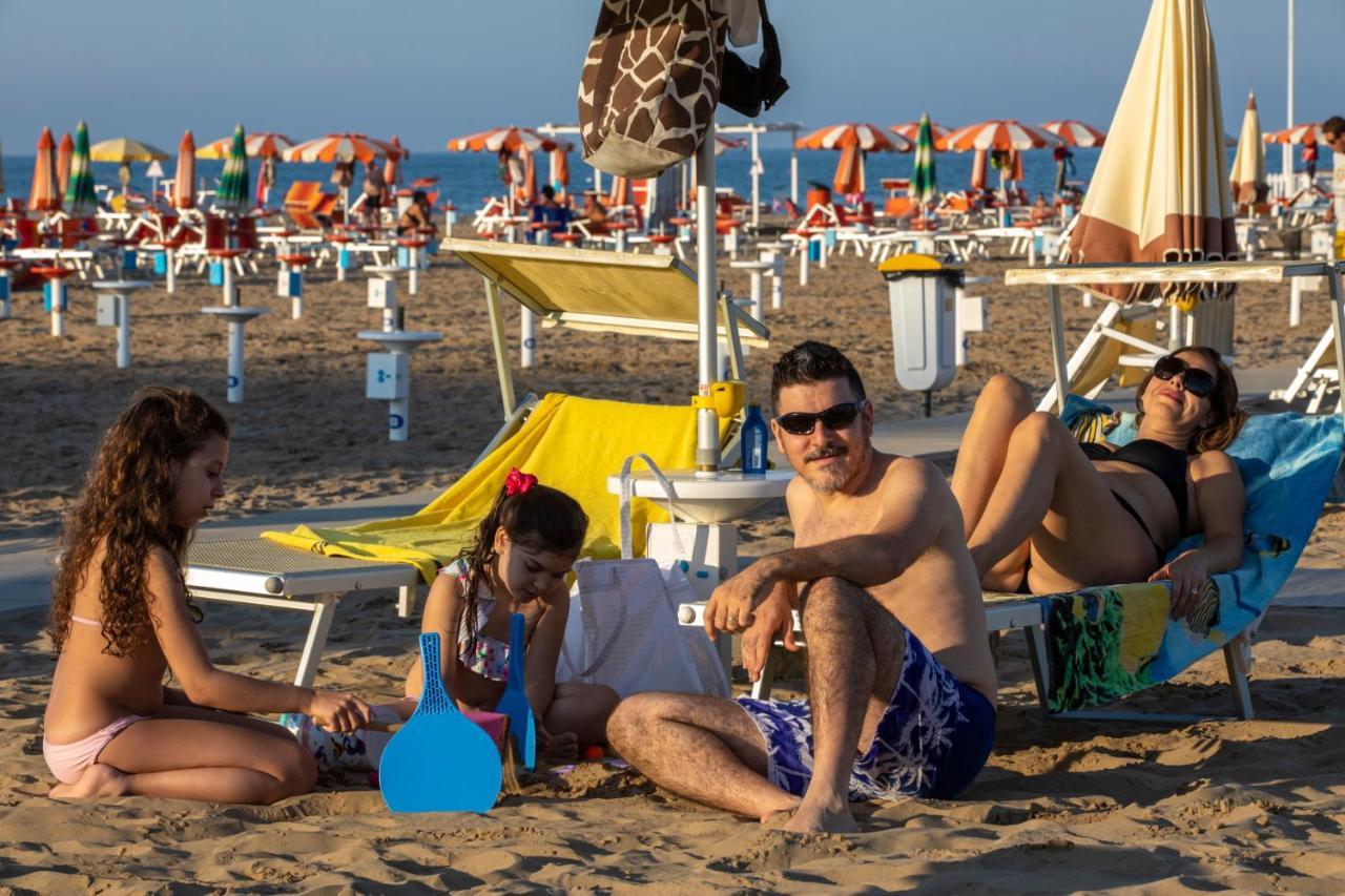 Hotel Holland Rimini Eksteriør billede
