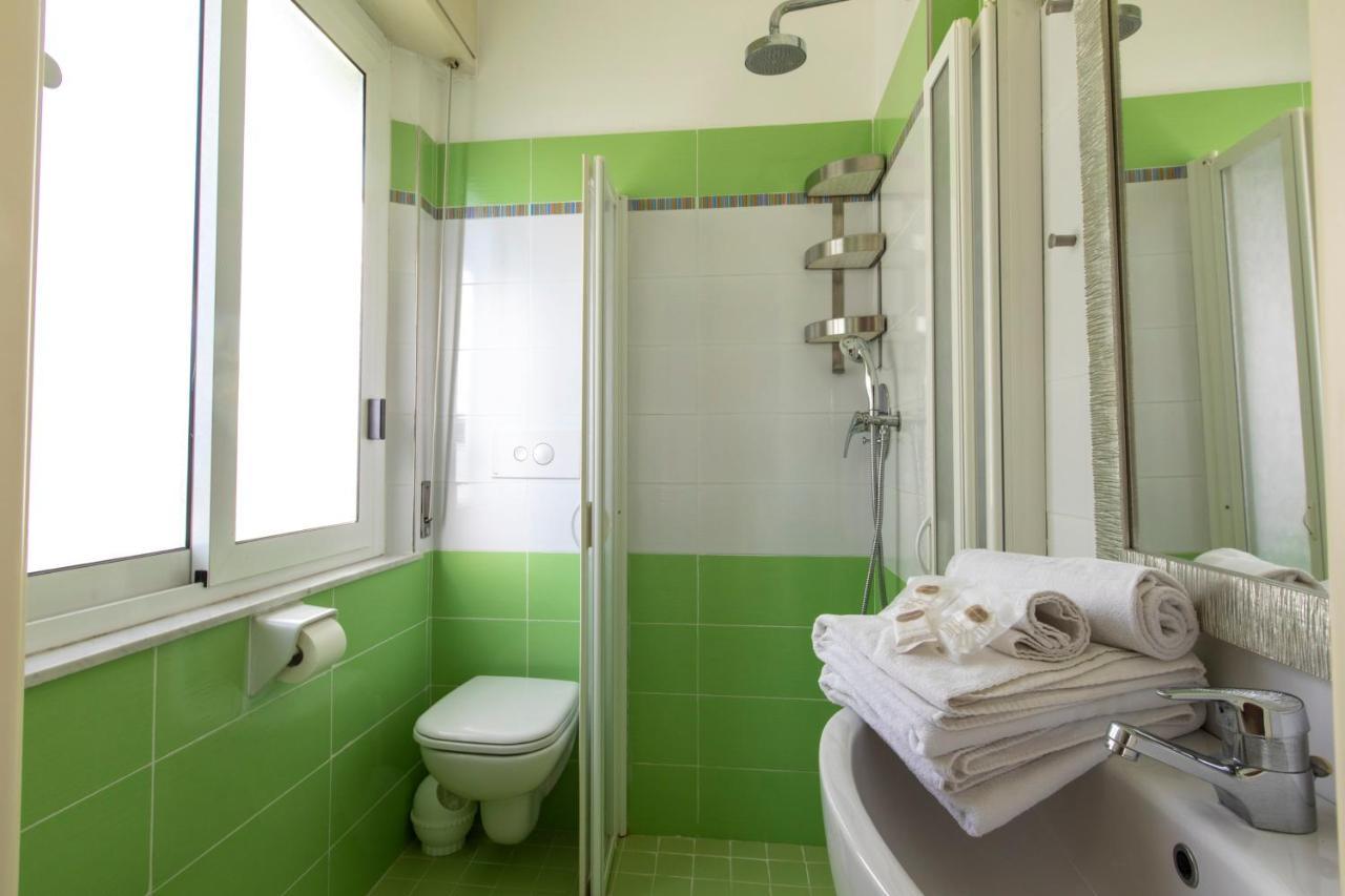 Hotel Holland Rimini Eksteriør billede
